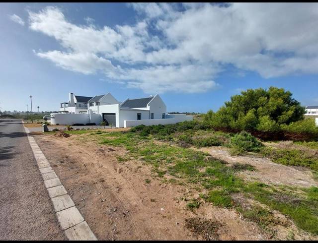 LAND FOR SALE IN LAMPIESBAAI